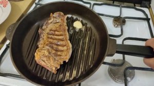 Как готовить на чугунной сковороде стейк  BRIZOLL