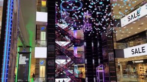 ТРЦ Европейский. Танцующие музыкальные фонтаны с подсветкой. Прозрачные лифты и водопад в неоне