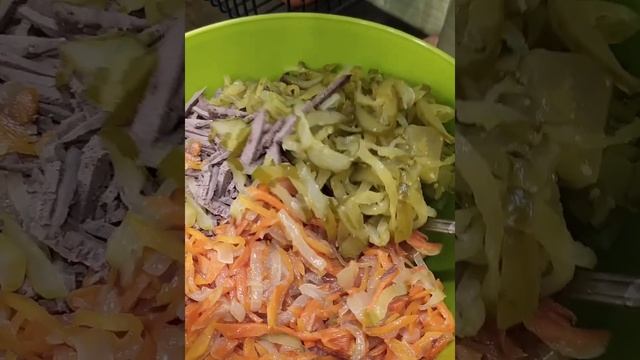 Салат "обжорка".