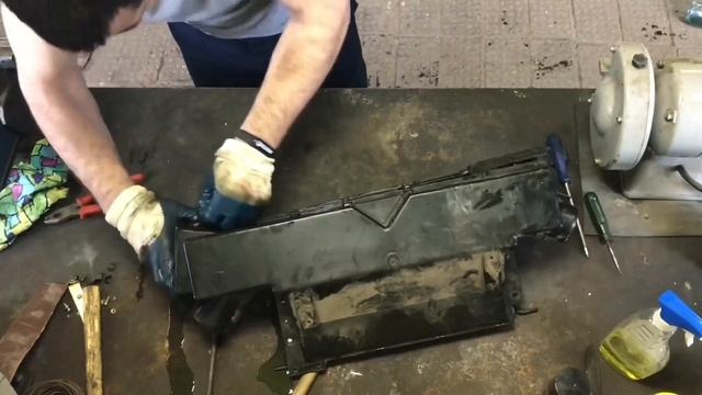 ЗИЛ-Бычок 5301 | Устранил протечку радиатора печки! смотреть онлайн