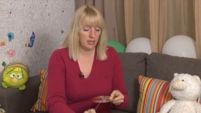 Новорічні вироби в техніці "Ізонитка" смотреть онлайн