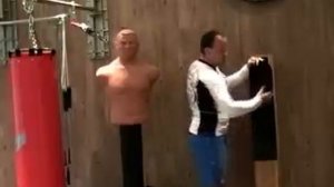 Макивара. Твёрдость бойка макивары.