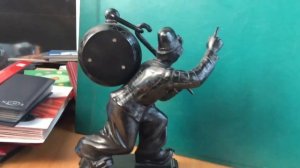 Танковые часы СССР Касли 1964 г клоун с часами чугунный лайк -заслужил канал ИП ? Поддержим делом И