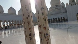 Абу-Даби  Sheikh Zayed Grand Mosque