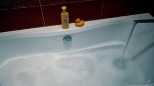 Как сделать много пены для ванной?