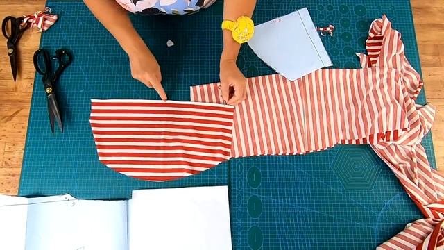 Платье оверсайз без вытачек. Раскрой и пошив. Работа с полоской.mp4