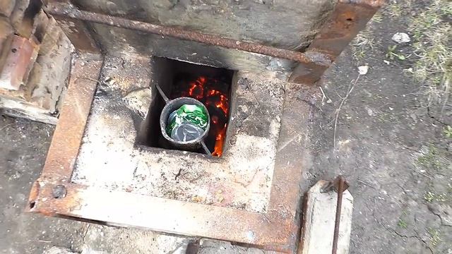 Плавка алюминиевых банок. Отливаю молоток смотреть онлайн