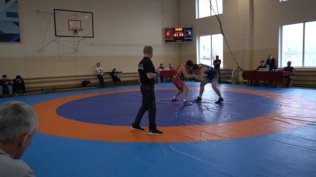 Вес 92 кг. 1/2 финала Ерыгин (Армавир)-Прудий (Новопокровский р-н) судьбу встречи решил партер