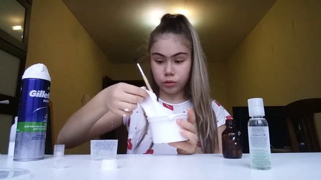Делаю слайм из клея карандаша , что то пошло не так ? смотреть онлайн
