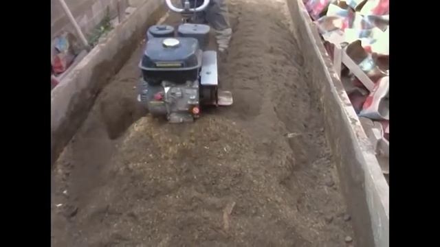 Опилкобетон, замес мотоблоком, 100 вёдер сразу. prproj смотреть онлайн