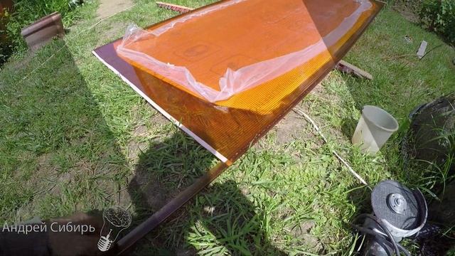 ЛЕТНИЙ ДУШ ИЗ ПОЛИКАРБОНАТА С РОЛЬ ДВЕРЬЮ.ДУШЕВАЯ НА ДАЧЕ-ЭТО ПРОСТО И НЕЗАМЕНИМО В ЖАРКИЙ ДЕНЬ!