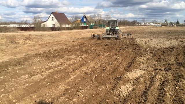 Купили б/у культиватор чизельный КЧ-5,1. Испытываем с трактором МТЗ 1221