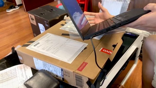 Mở hộp Thinkpad T590 giá gần 20 triệu tại Laptop Phước Đạt смотреть онлайн