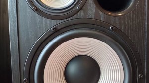 Распаковка и обзор Edifier R2850db