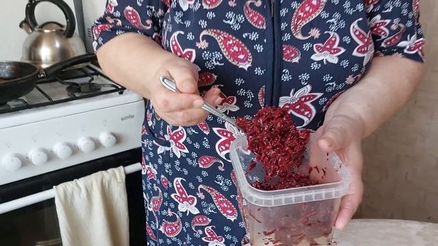 Пирожки с необычной начинкой для меня?/Сосиски в тесте смотреть онлайн