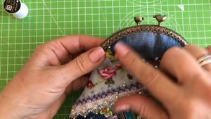 Заключительная часть Шьем косметичку,пришиваем фермуар