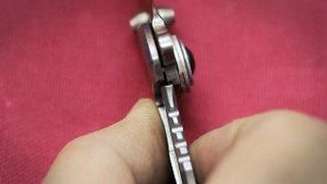 Устройство фиксации клинка складного ножа фрейм лок