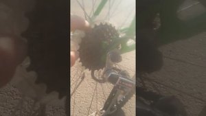 Убогий велосипед из ленты actico blanc