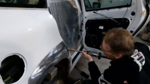 VOLVO XC60-разрыв заднего крыла ( обзор, ремонт) Часть 1