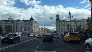 Москва, Тверская улица в сторону центра