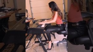 LOLA ASTANOVA Лола Астанова - LOLA ASTANOVA (@lolaastanova)