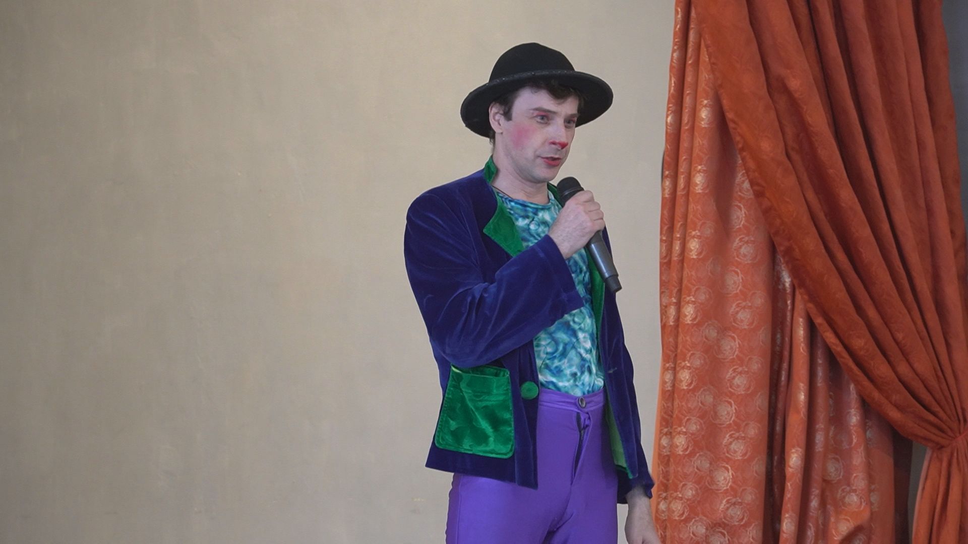 Артист цирка Адам Талин встретился с учащимися Лицея №1