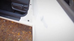 Накладки на внутренние пороги дверей Lada (ВАЗ) Vesta SW (russ-artel.ru)