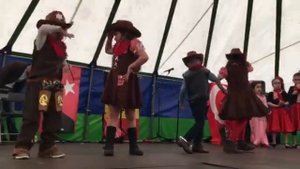 Cowboy kids dance
