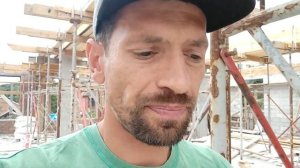 Огромное здание из фибропеноблоков