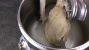 Развитие клейковины в тесте. До и после.