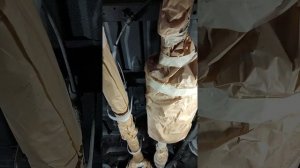 Хёндай Старекс на этапе покрытия антигравием.