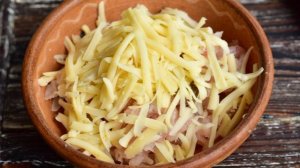 Чебуреки с курицей и сыром