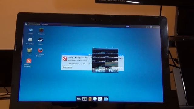 Acer C740 Chromebook Review - Includes Minecraft Demo via Crouton смотреть онлайн