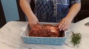 СВИНИНА ЗАПЕЧЁННАЯ В ДУХОВКЕ .КАК ВКУСНО ЗАПЕЧЬ СВИНИНУ.