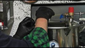 Мужиков распустила и стою у корыта