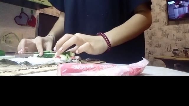 Готовлю роллы в домашних условиях??? смотреть онлайн