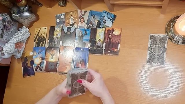 Таро.Прошлое настоящее и будущее. ♥️ ♦️ ♥️