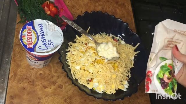 Новогодний салат с крабовыми палочками , салат рождественский венок с крабом смотреть онлайн