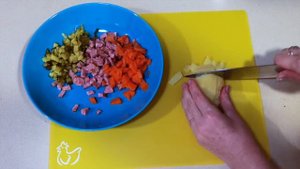 Салат «Московский» классический// РЕЦЕПТЫ САЛАТОВ НА ПРАЗДНИК // Невероятно вкусно// САЛАТЫ//