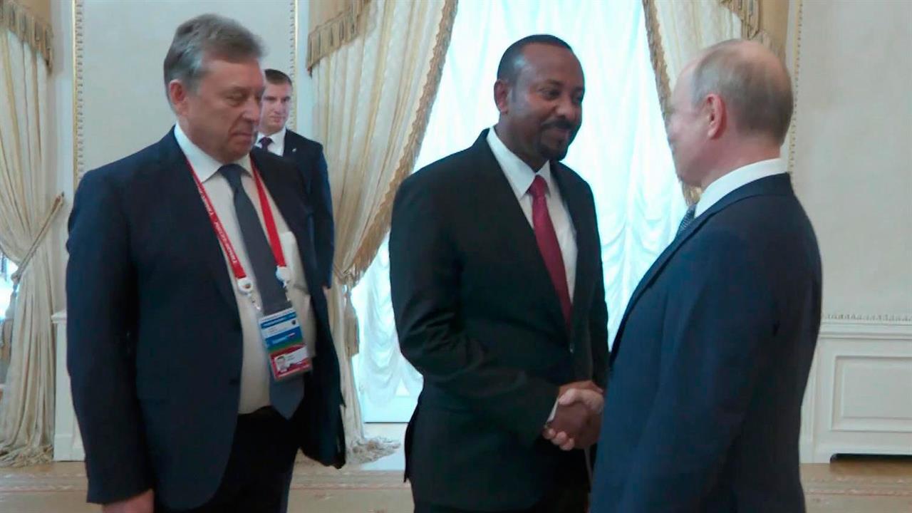 Владимир Путин в преддверии саммита "Россия - Африка" начал серию переговоров