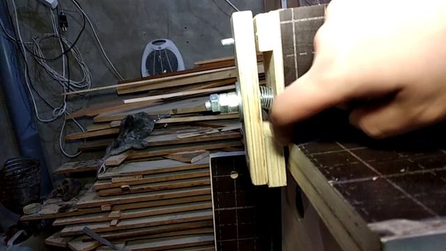 Распиловочный стол из циркулярной пилы. Часть 1.