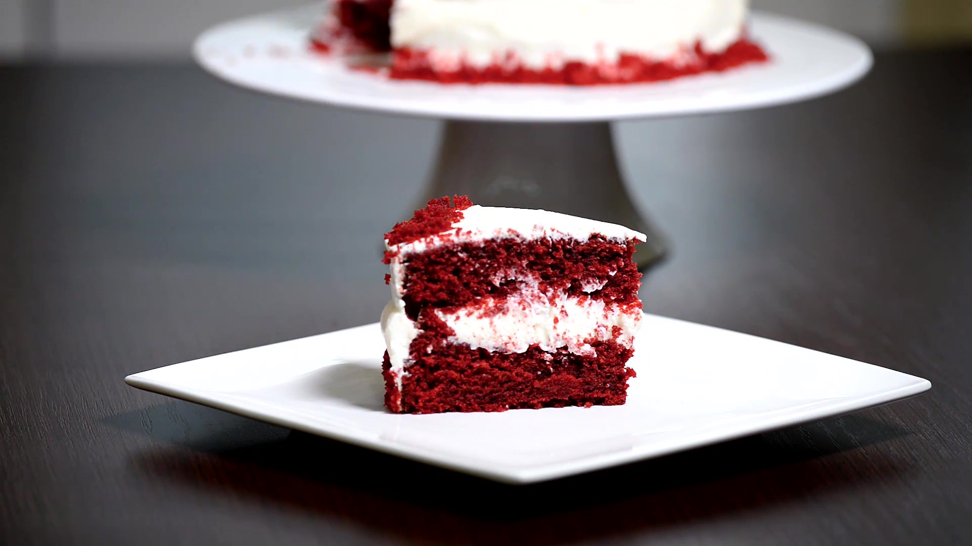 торта "красный бархат" (red velvet). красный бархат с клубничным конфи. красный бархат ингредиенты. красный бархат red velvet. панчо красный бархат.