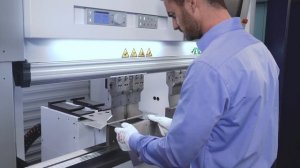 TRUMPF Bending: TruBend 7000 – The ergonomic, high speed bending machine