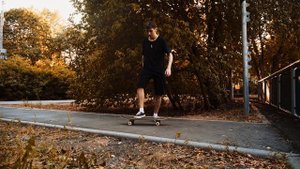 ЗА 24 ЧАСА УЧУ ТРЮКИ НА СКЕЙТЕ!