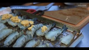 Креветки-бабочки с чесночком на угольном гриле Weber ?