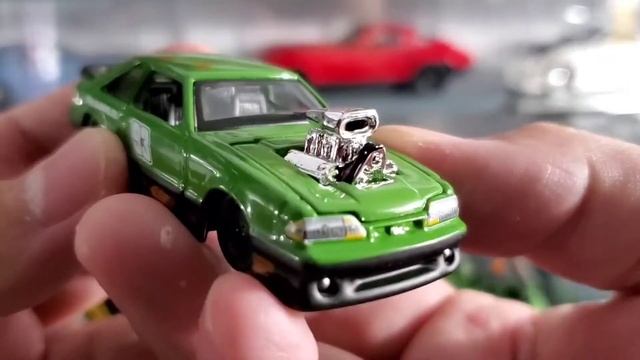1:64 Scale Maisto Design Elite Tranaport - 1993 Ford SVT Cobra & Ramp Truck (Unboxing) смотреть онлайн