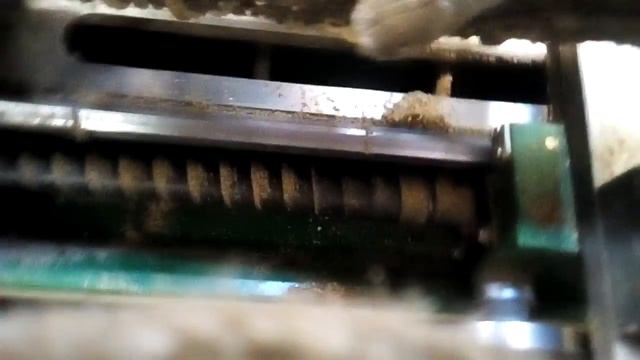 Обработка древесины на токарном станке по металлу