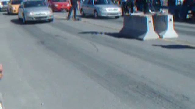 Cavalier Z24 (missed 2nd gear) vs Hyundai Accent GS смотреть онлайн