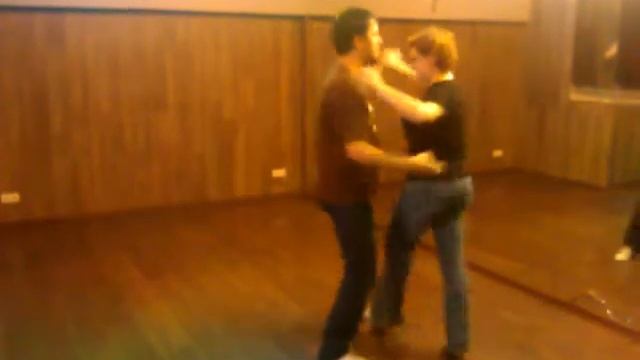 Школа Maxxi Salsa - связка бачата смотреть онлайн