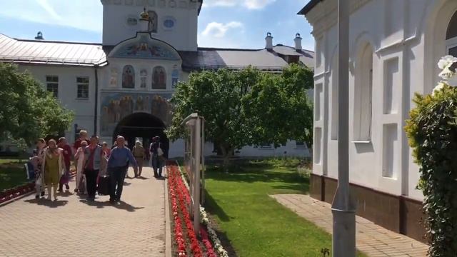 1.Ярославль_поездка в Свято-Введенский Толгский женский монастырь ~ 14.06.2022. Видео Андрея смотреть онлайн